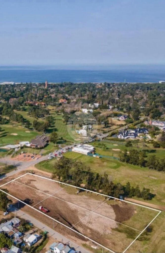 Terreno en Punta del Este, propiedad 295349 -Imagen 2