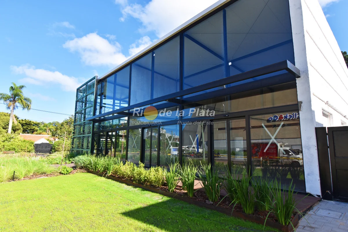 Local en Punta del Este, propiedad 142329 -Imagen 2