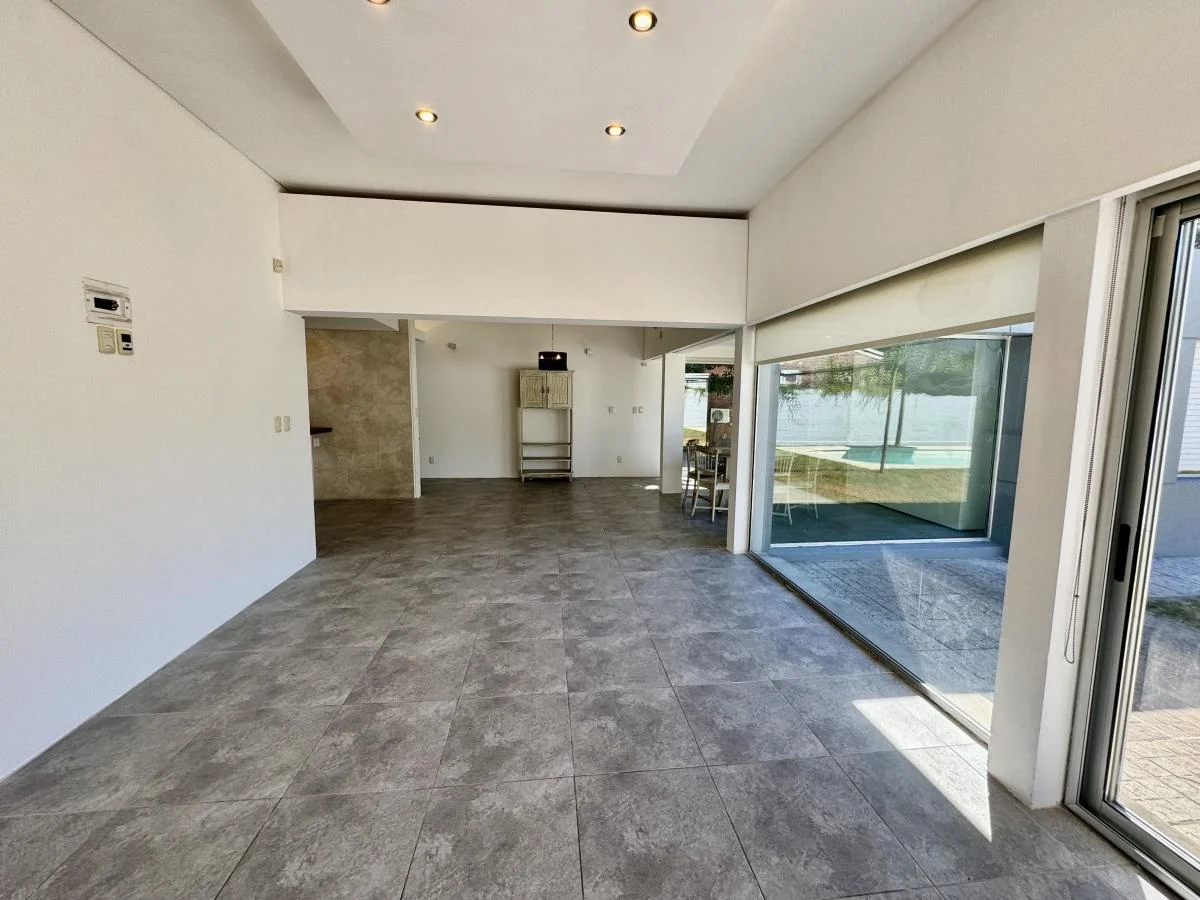Casa en Bahía de Colonia, propiedad 143120 -Imagen 4