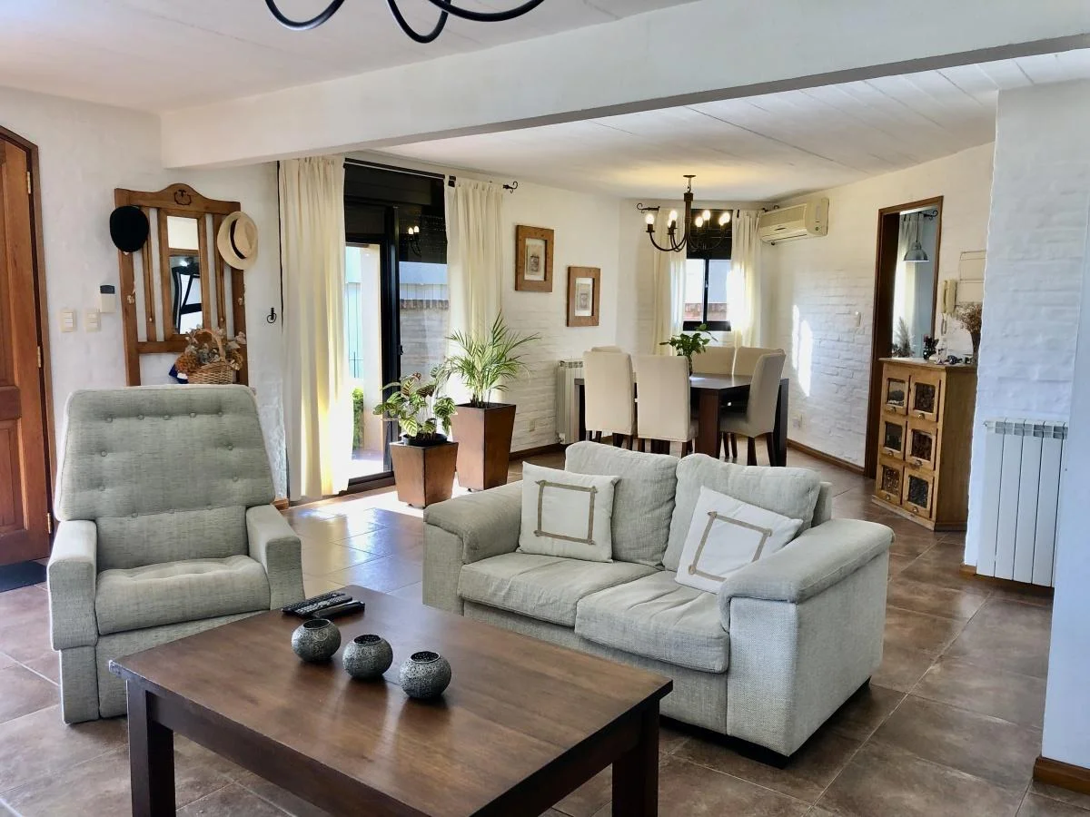 Casa en Bahía de Colonia, propiedad 146090 -Imagen 2