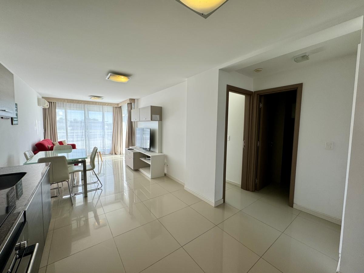 Apartamento en Rambla Costanera, propiedad 163110 -Imagen 2