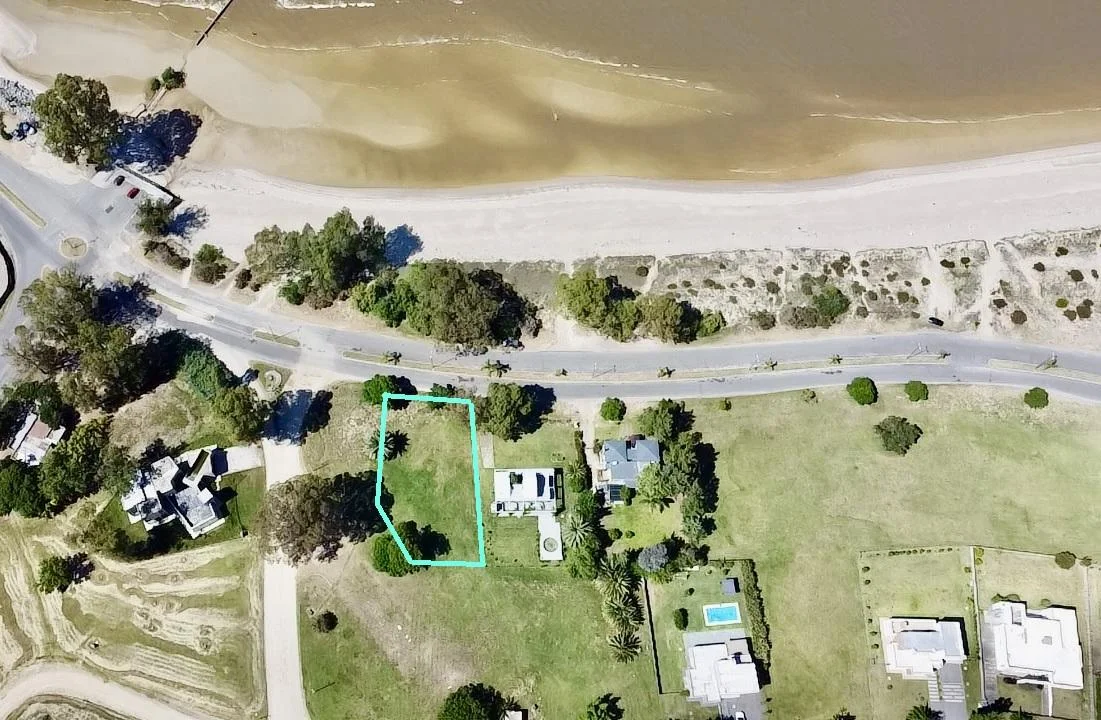 Terreno en Rambla Costanera, propiedad 236056 -Imagen 1