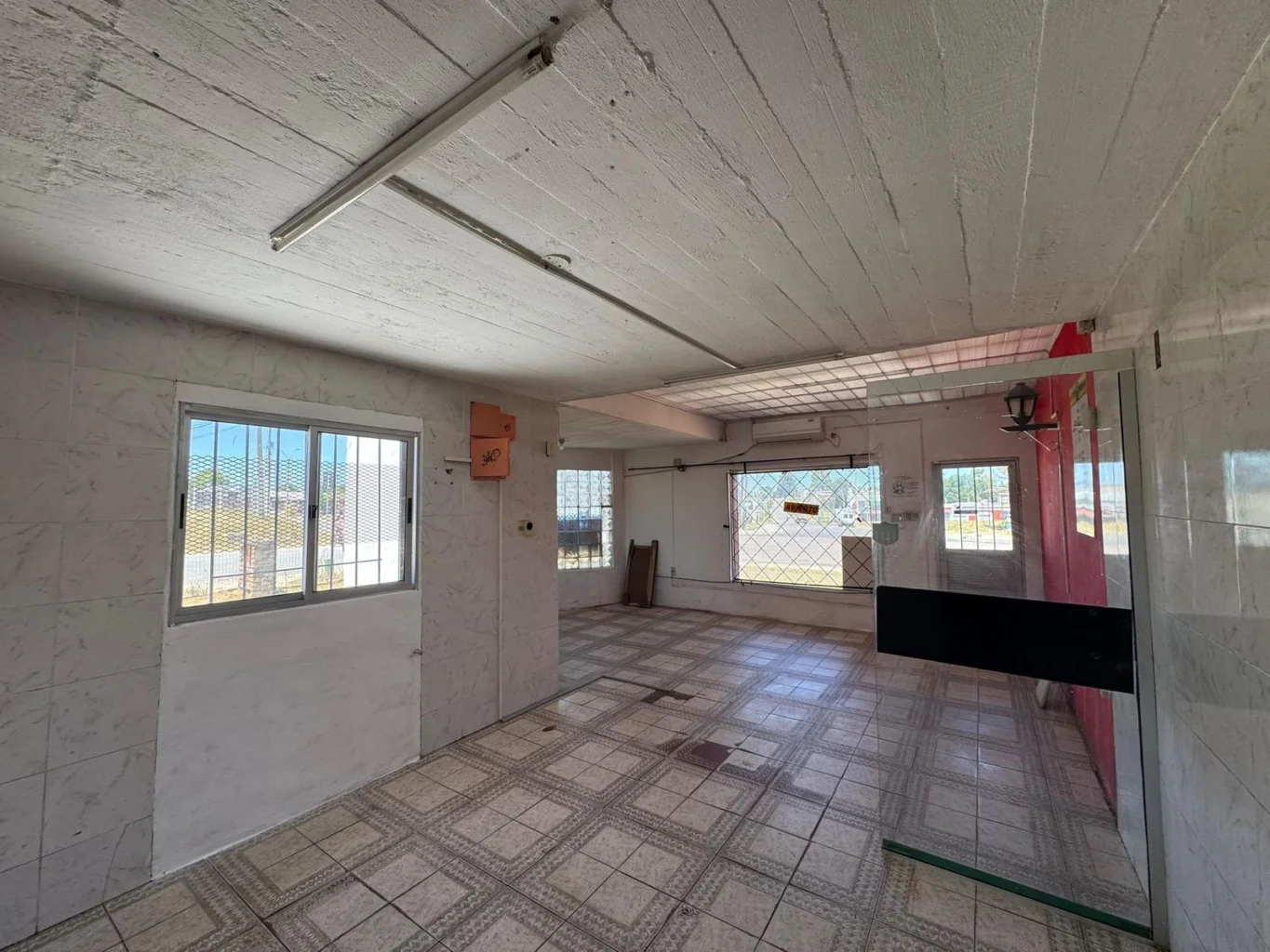 Local en Colonia del Sacramento, propiedad 267264 -Imagen 2