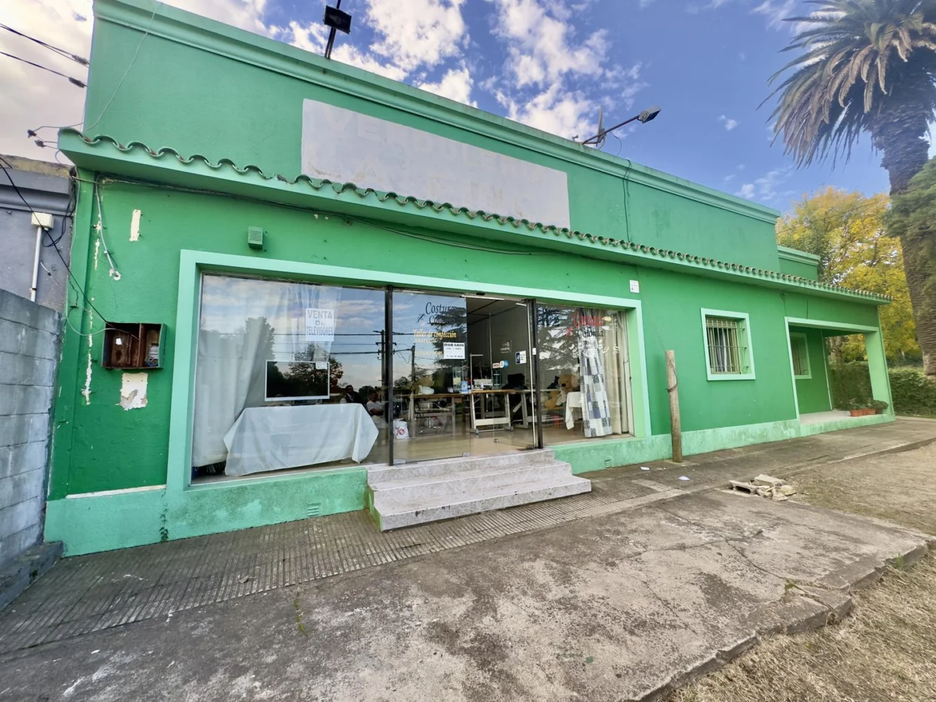 Local en Colonia del Sacramento, propiedad 273976 -Imagen 1