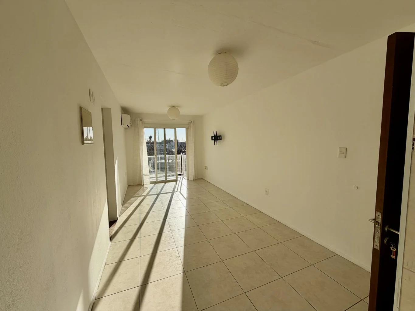 Apartamento en 2 Avenidas, propiedad 275749 -Imagen 3