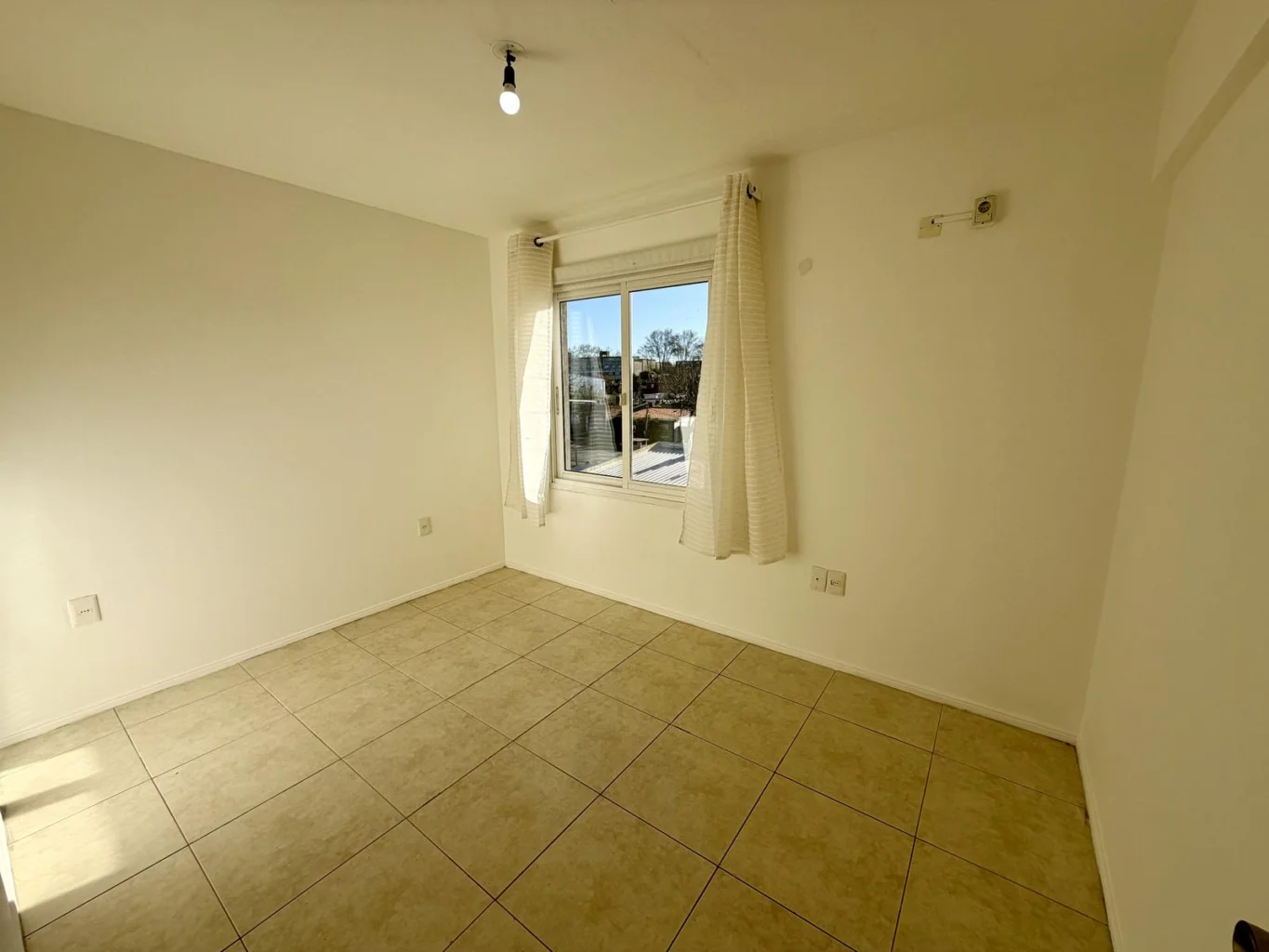 Apartamento en 2 Avenidas, propiedad 275749 -Imagen 6