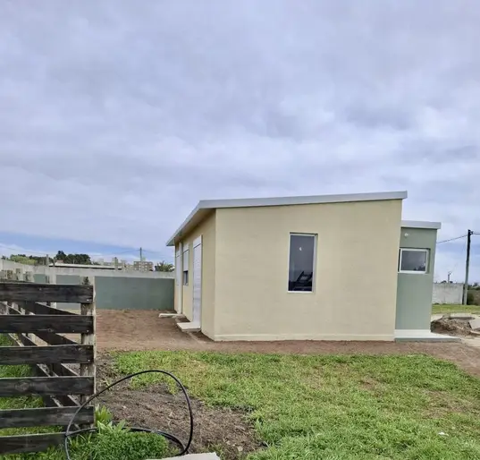 Colonia, El General- Venta de casa de 2 dormitorios con patio