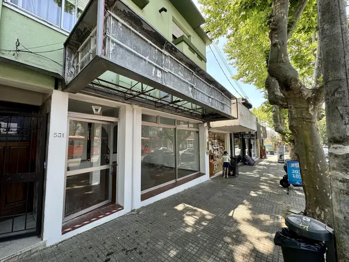 Colonia - Venta de Importante local comercial céntrico actualmente con renta
