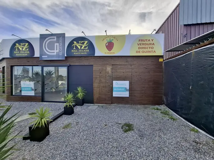Alquiler de Local de 47 m2 sobre avenida en El General, Colonia del Sacramento