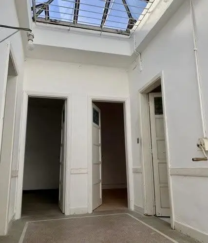 Apartamento en Alquiler de 3 dormitorios en Pocitos, sin gastos comunes