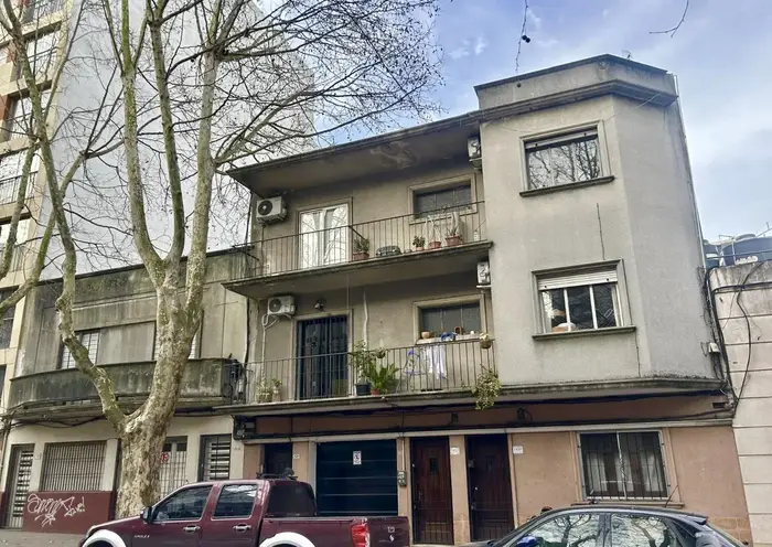 Apartamento en Cordón de 3 dormitorios con balcón