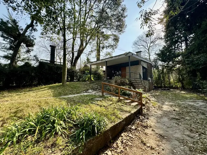 Casa en venta de 1 dormitorio con amplio terreno sobre Rambla Costanera