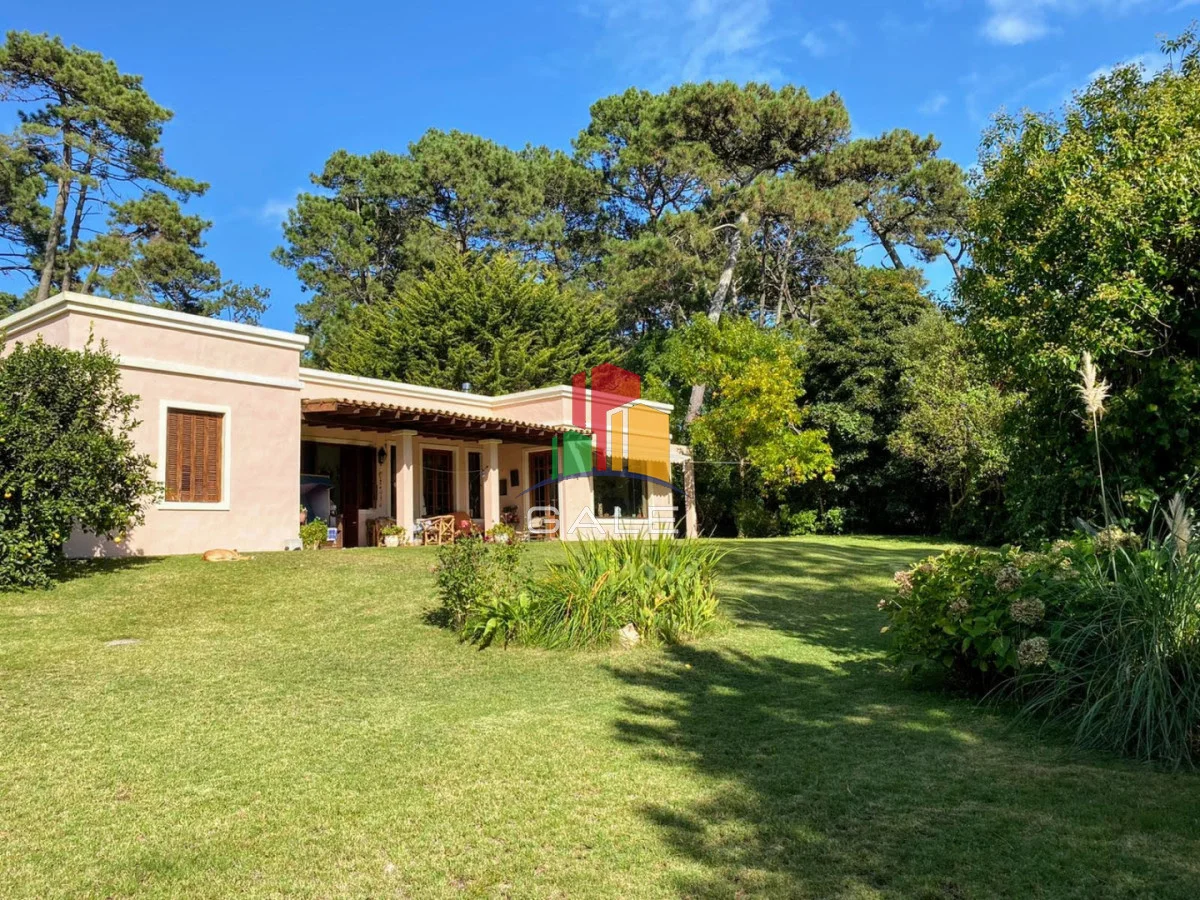 Casa en Jardines de Córdoba, propiedad 244323 -Imagen 2