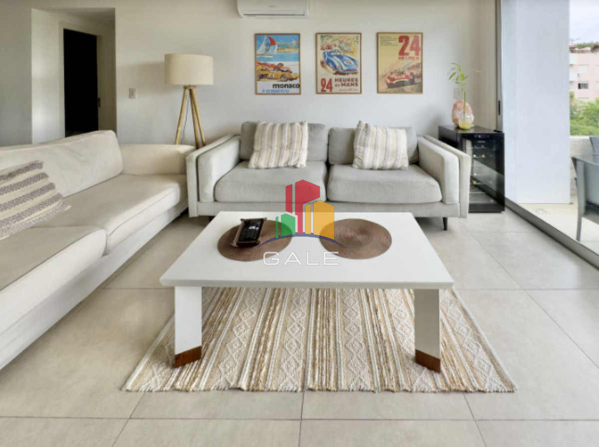 Apartamento en Playa Mansa, propiedad 274260 -Imagen 4