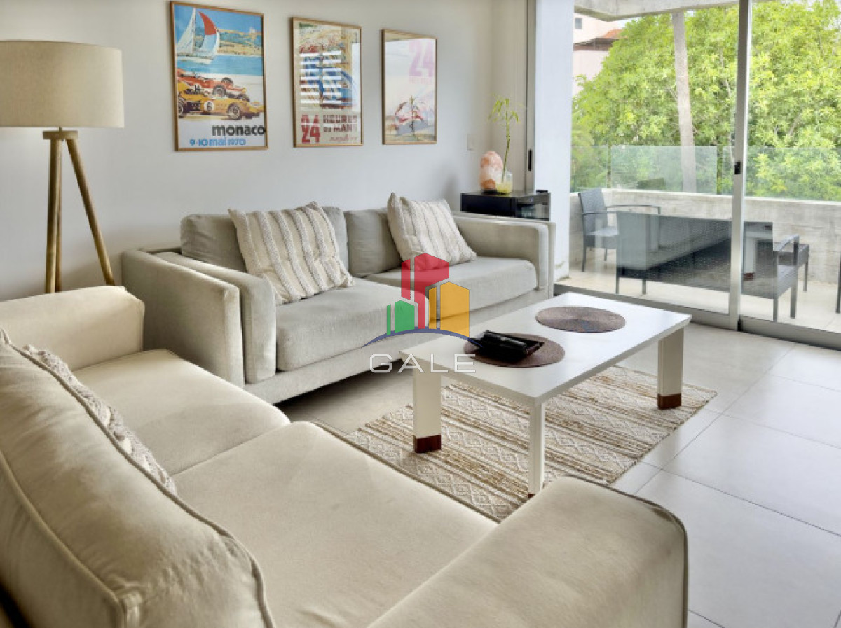 Apartamento en Playa Mansa, propiedad 274260 -Imagen 2