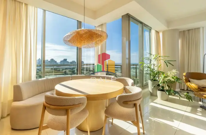 Exclusivo PENTHOUSE en venta en Punta del Este.-