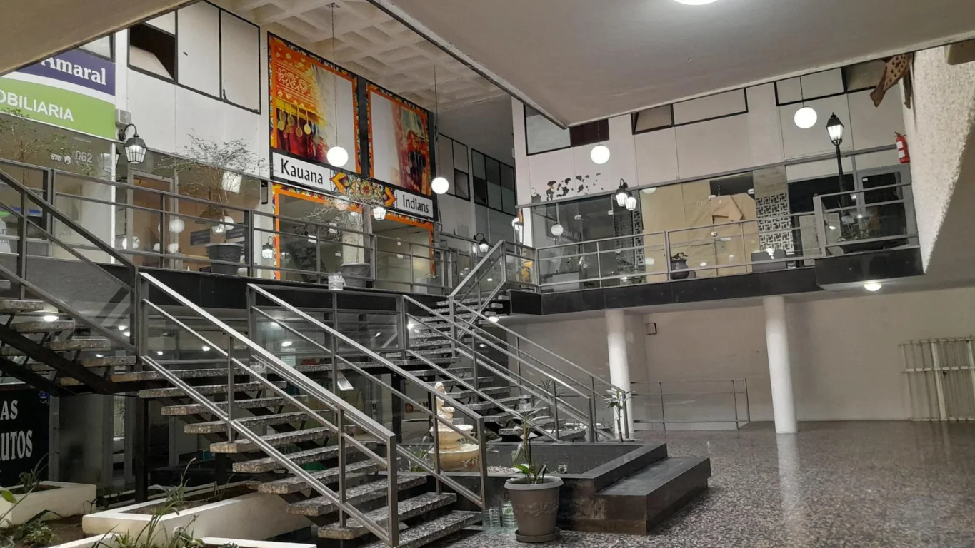 Local en Península, propiedad 273881 -Imagen 3