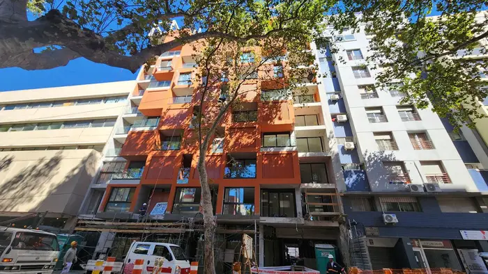 Alquiler Monoambiente con Balcon  en el Centro, Montevideo.