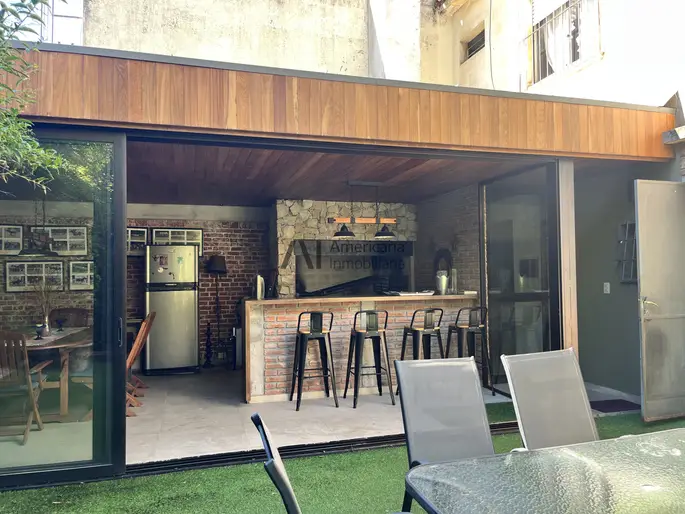 VENTA | 4 DORMITORIOS | 3 BAÑOS | GARAJE | BARBACOA | PRÓXIMO A RICALDONI. -