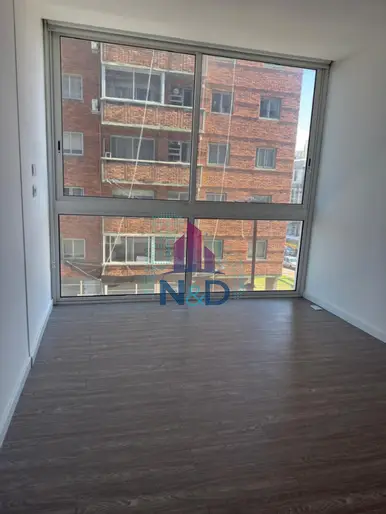 ALQUILER MONOAMBIENTE AL CONTRA FRENTE EN CENTRO