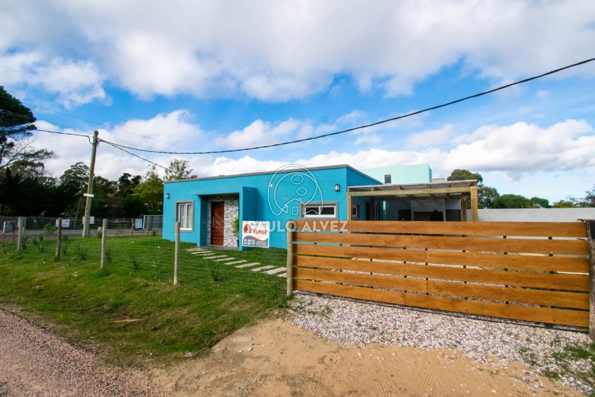 Casa en Las Flores, propiedad 170285 -Imagen 1