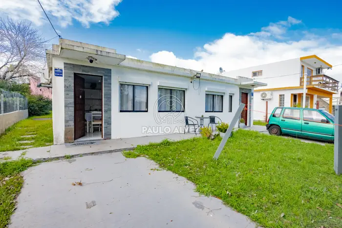 Casa en venta en Playa Grande- Ubicación estratégica- Cuatro dormitorios dos baños