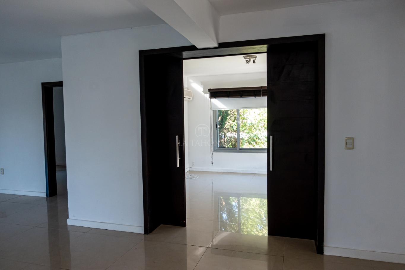 Casa en Lomas de la Tahona, propiedad 258568 -Imagen 2