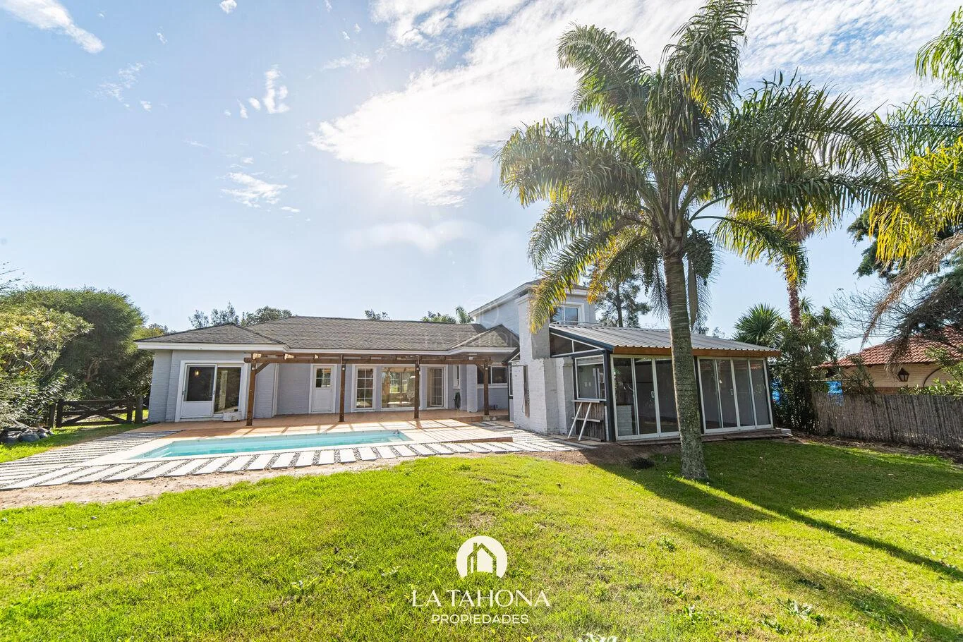 Casa en Lomas de la Tahona, propiedad 283213 -Imagen 2