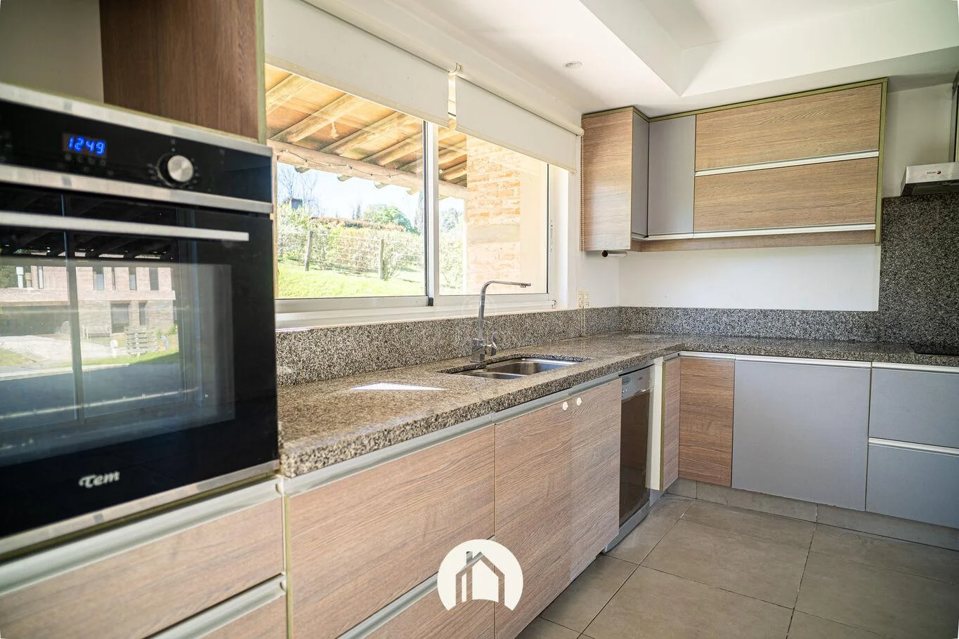 Casa en Altos de la Tahona, propiedad 285885 -Imagen 3