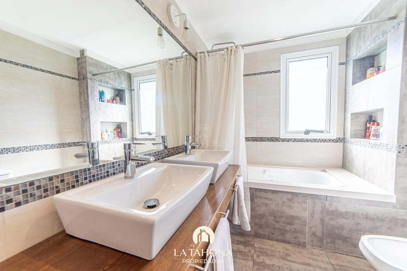 Casa en Altos de la Tahona, propiedad 292746 -Imagen 7