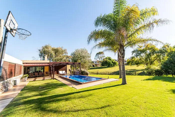 Casa en venta y alquiler - Ref 59