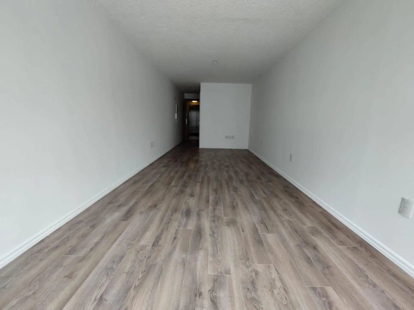 Oficina en Tres Cruces, propiedad 184404 -Imagen 3