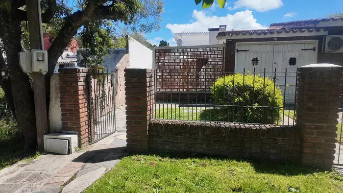 Alquiler de casa 2 dormitorios en Centro Atlántida - Canelones