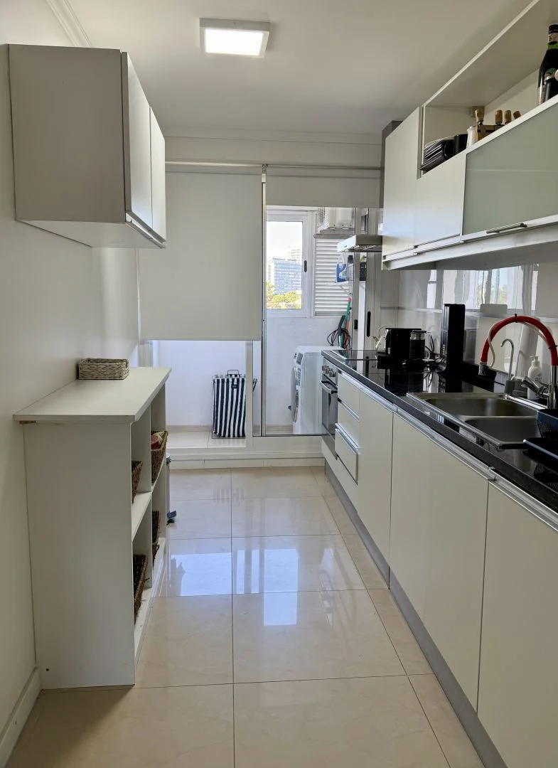 Apartamento en Playa Mansa, propiedad 187102 -Imagen 10