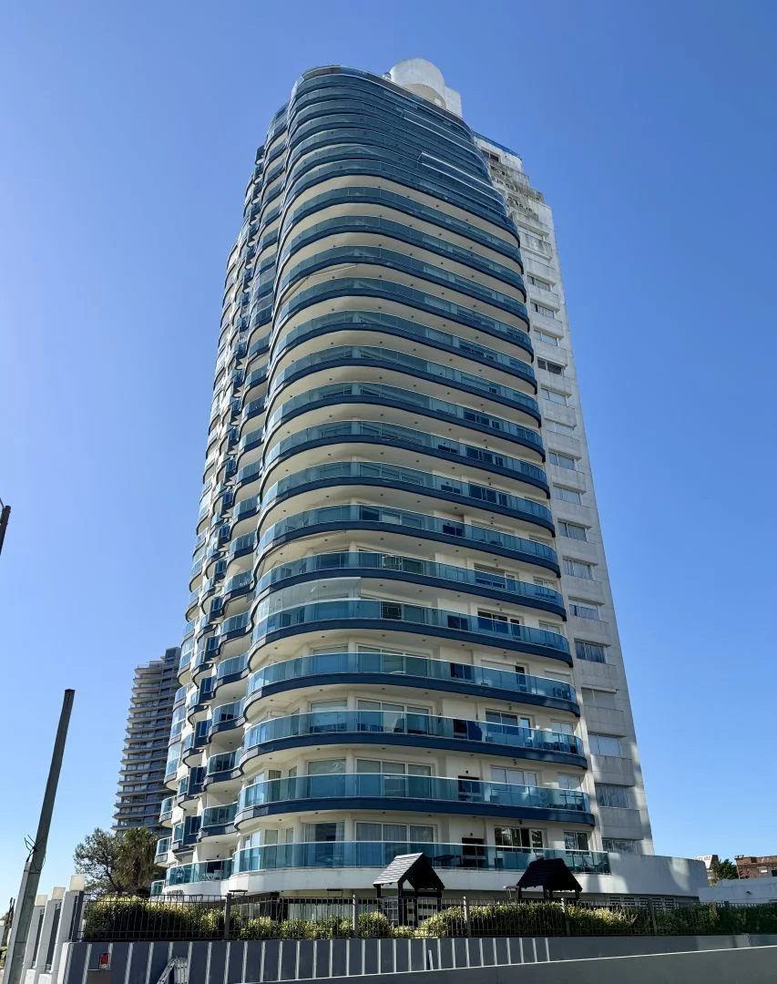 Apartamento en Playa Mansa, propiedad 187102 -Imagen 23