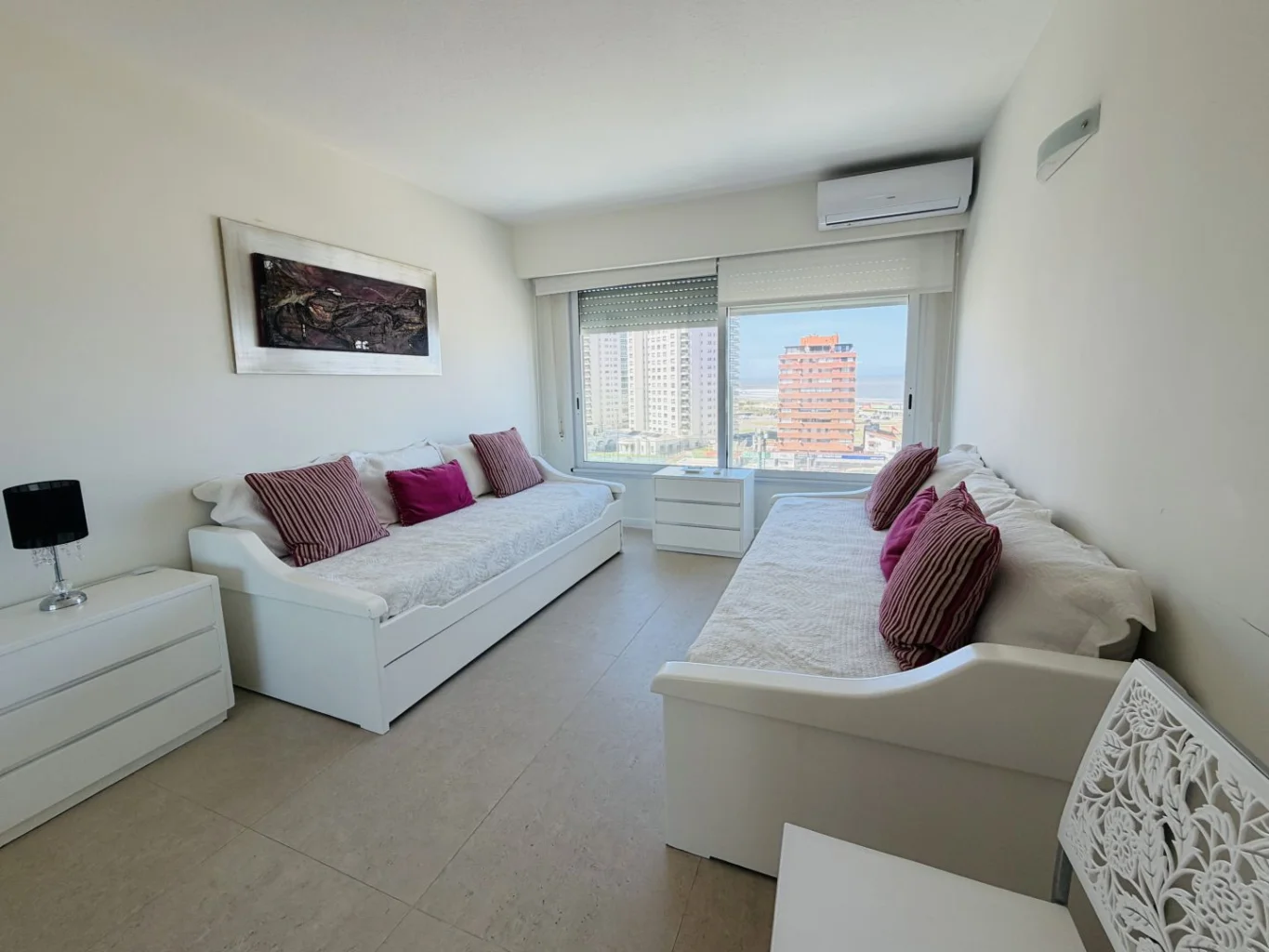 Apartamento en Playa Mansa, propiedad 256779 -Imagen 19