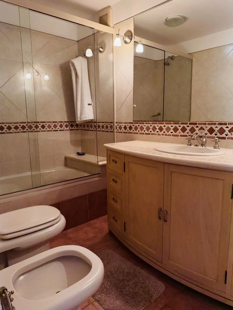 Apartamento en Playa Mansa, propiedad 256779 -Imagen 22