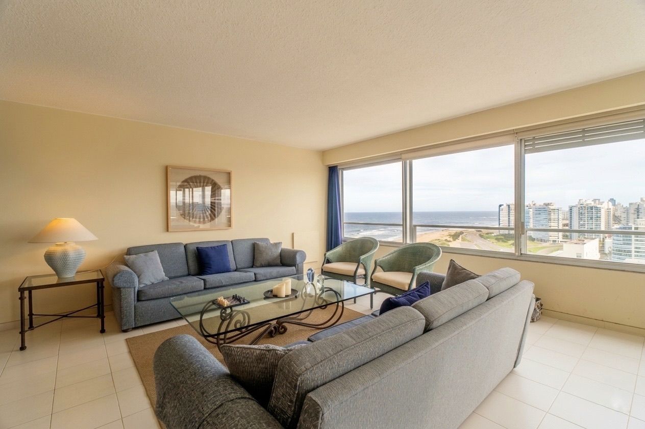 Apartamento en Playa Brava, propiedad 273113 -Imagen 2