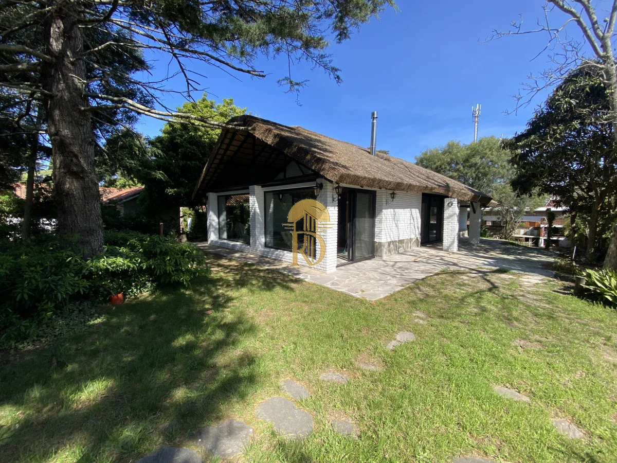 Casa en Pinares, propiedad 267022 -Imagen 1