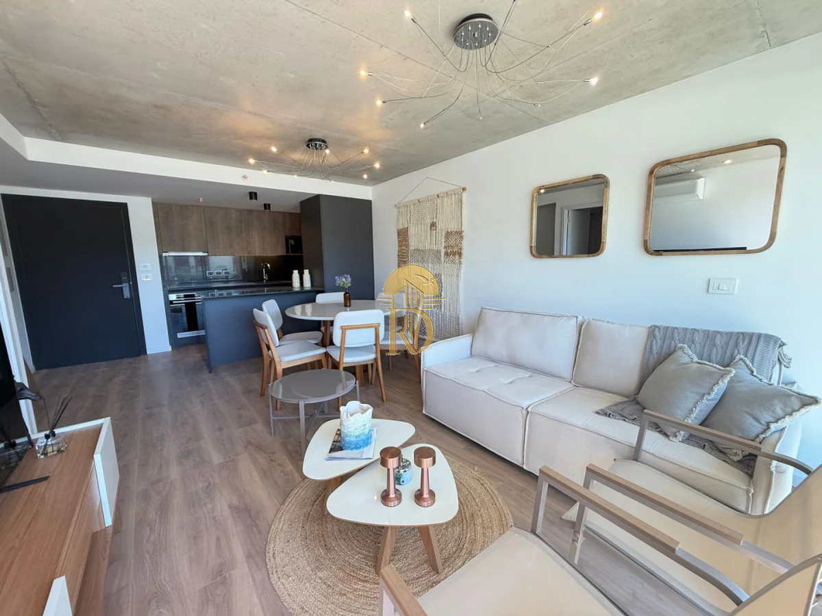 Apartamento en Av. Chiverta, propiedad 267616 -Imagen 2