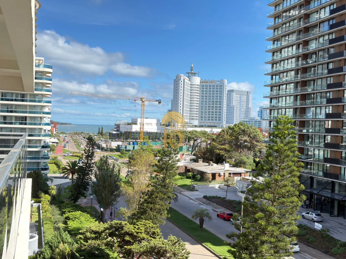 Apartamento en Av. Chiverta, propiedad 267619 -Imagen 1