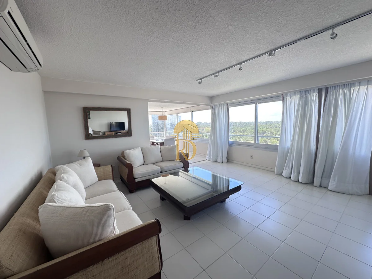 Apartamento en Playa Brava, propiedad 267641 -Imagen 3