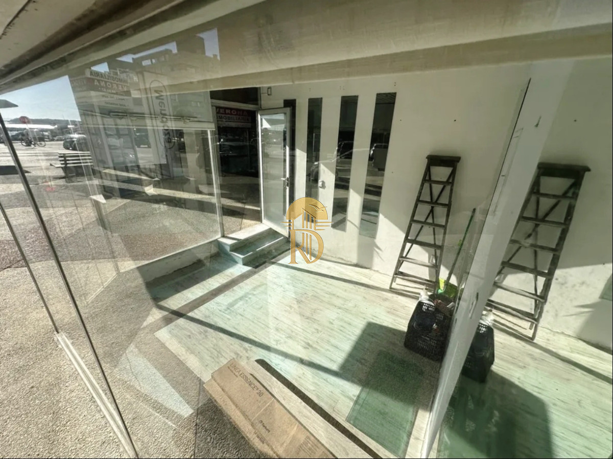 Local en Punta del Este, propiedad 267647 -Imagen 2