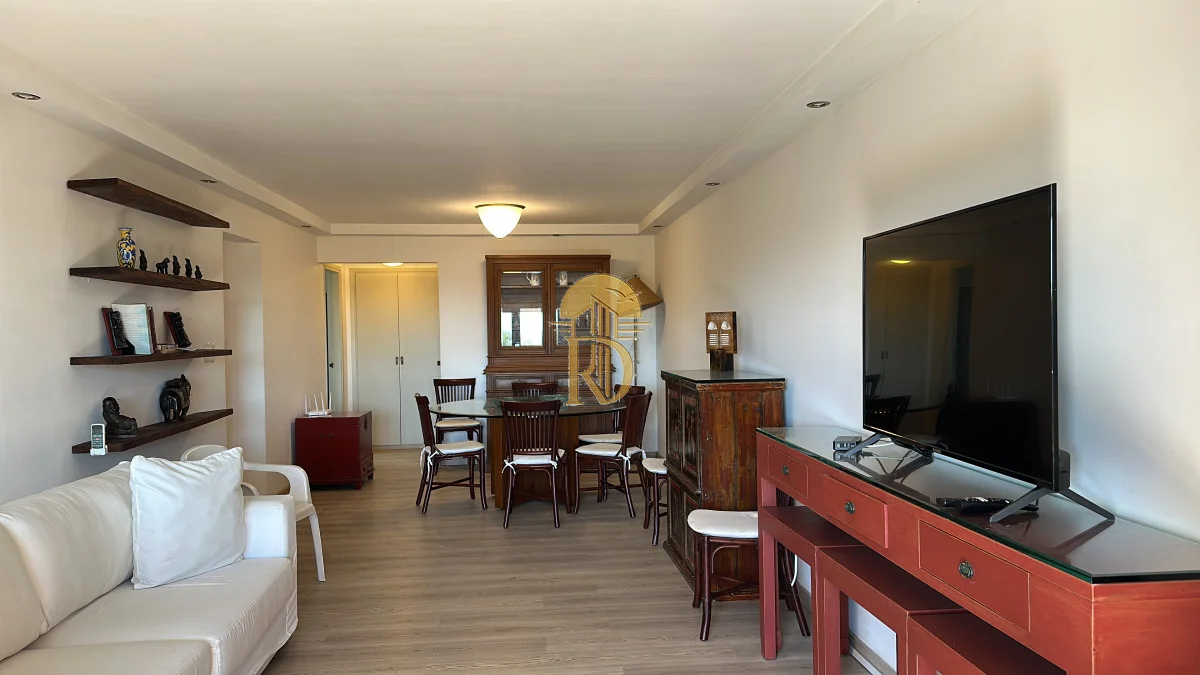 Apartamento en Playa Mansa, propiedad 267657 -Imagen 2
