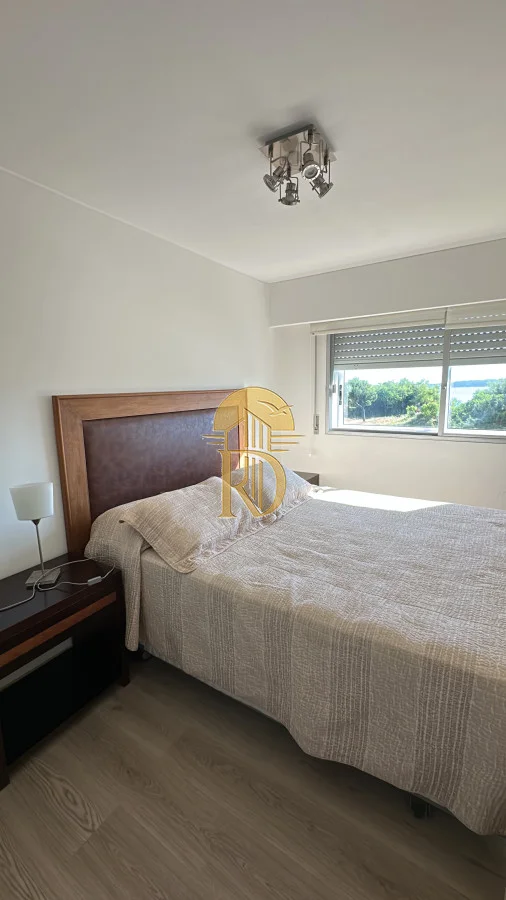 Apartamento en Playa Mansa, propiedad 267657 -Imagen 16
