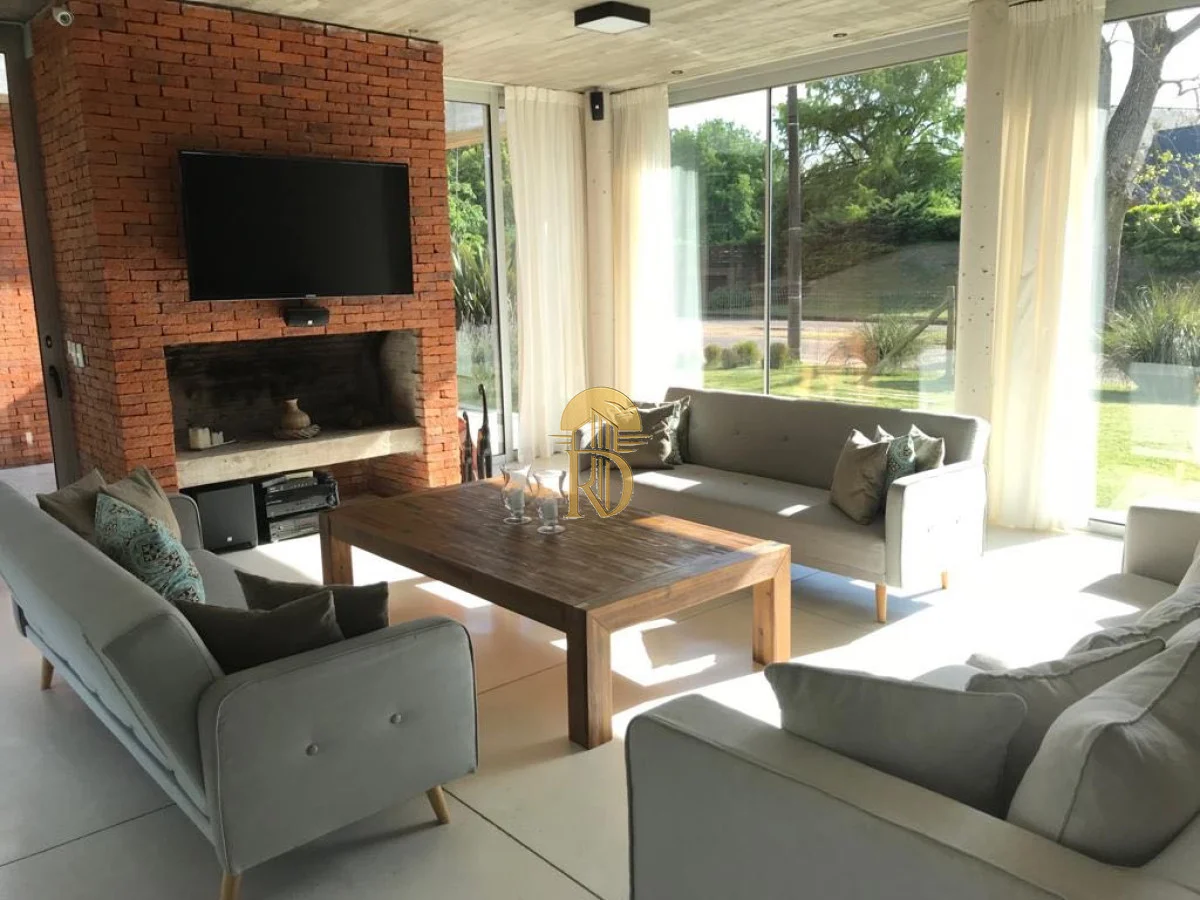 Casa en Berverly Hills, propiedad 267669 -Imagen 2
