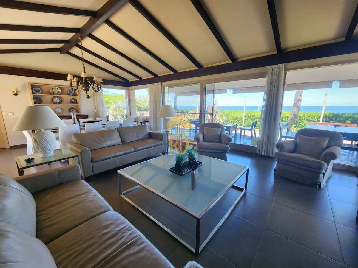 Casa en Playa Mansa, propiedad 267746 -Imagen 1