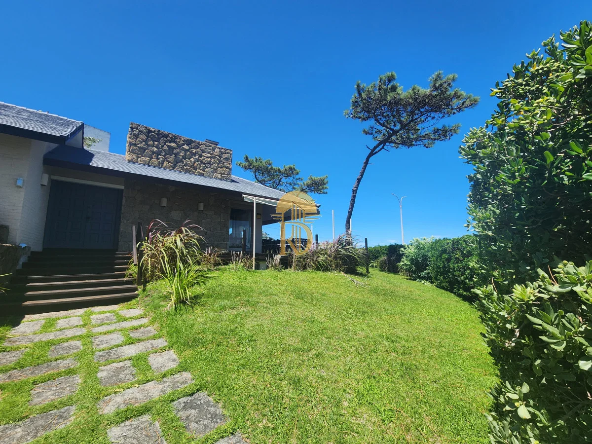 Casa en Playa Mansa, propiedad 267746 -Imagen 12