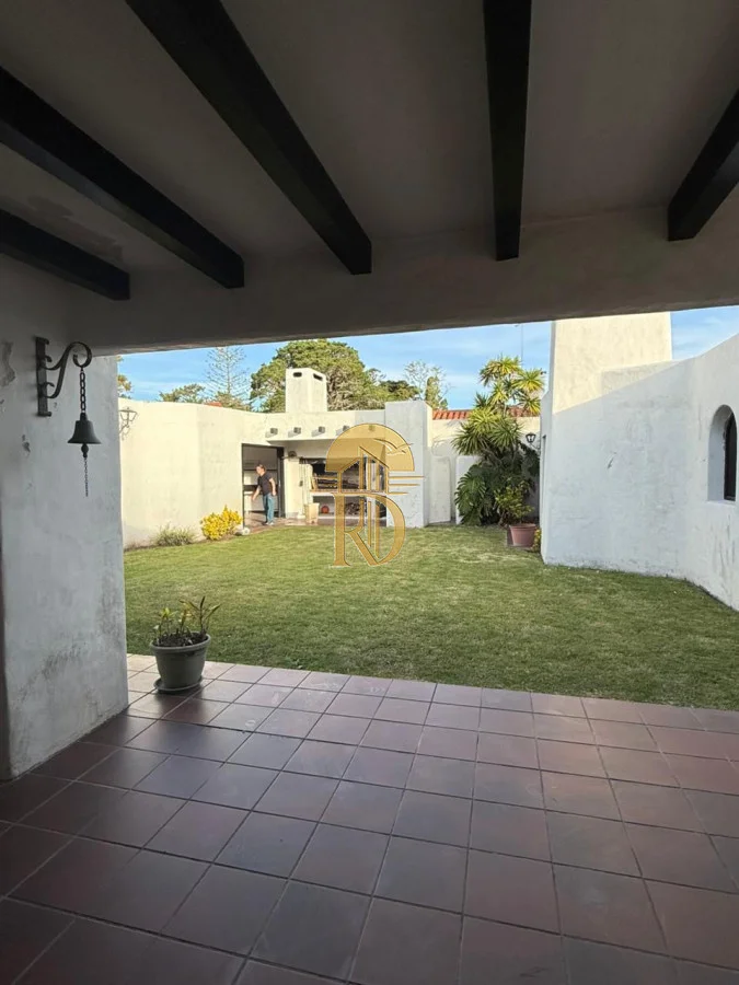 Casa en Playa Mansa, propiedad 274750 -Imagen 16