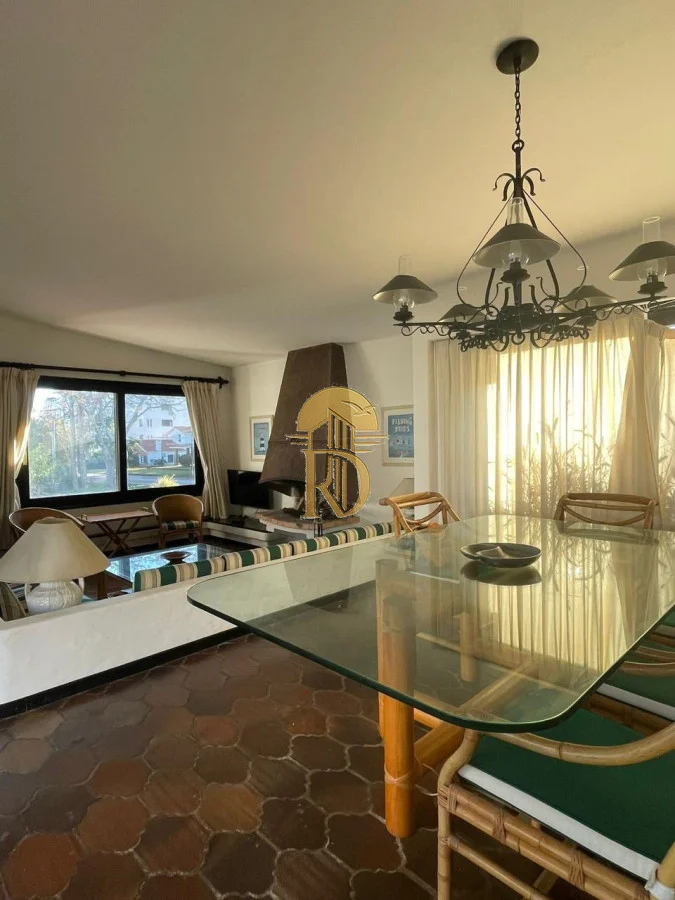 Casa en Playa Mansa, propiedad 274750 -Imagen 10